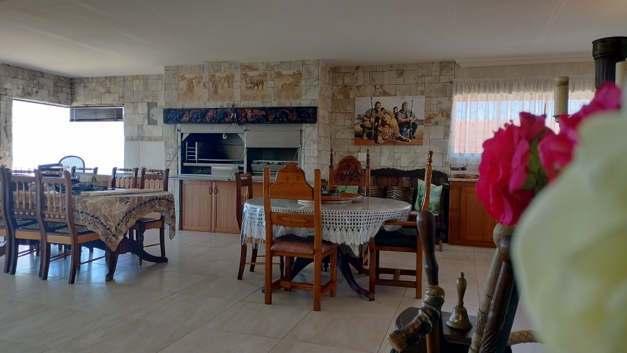 3 Bedroom Property for Sale in Grootbrakhoogte Western Cape